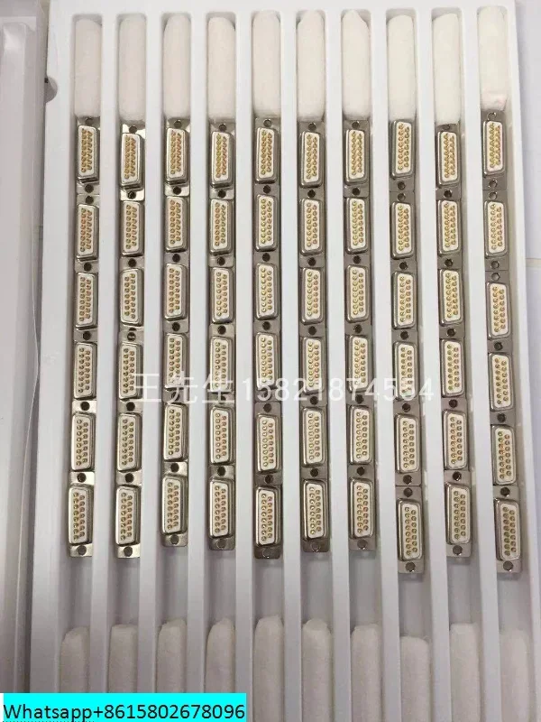 Japan's original imported DDK connector metal protective shell 17JE-23150-02 (D1)
Japan's original imported DDK connector metal protective shell 17JE-23150-02 (D1)