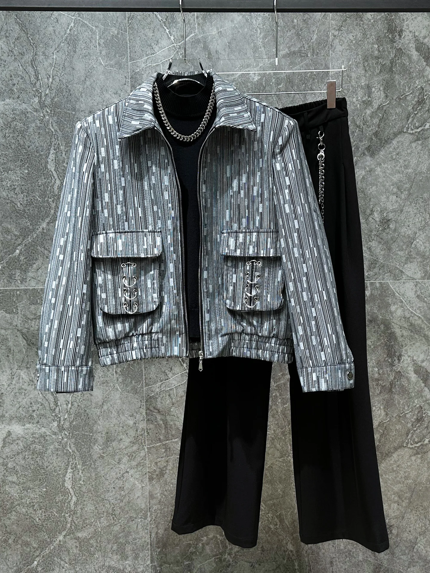 Casual Men's Jaet ort Sle Polyester Fiber Loose Fit Faionable Metal Decorated Zipper Closure Youthful Trending Outerwear
Casual Men's Jaet ort Sle Polyester Fiber Loose Fit Faionable Metal Decorated Zipper Closure Youthful Trending Outerwear