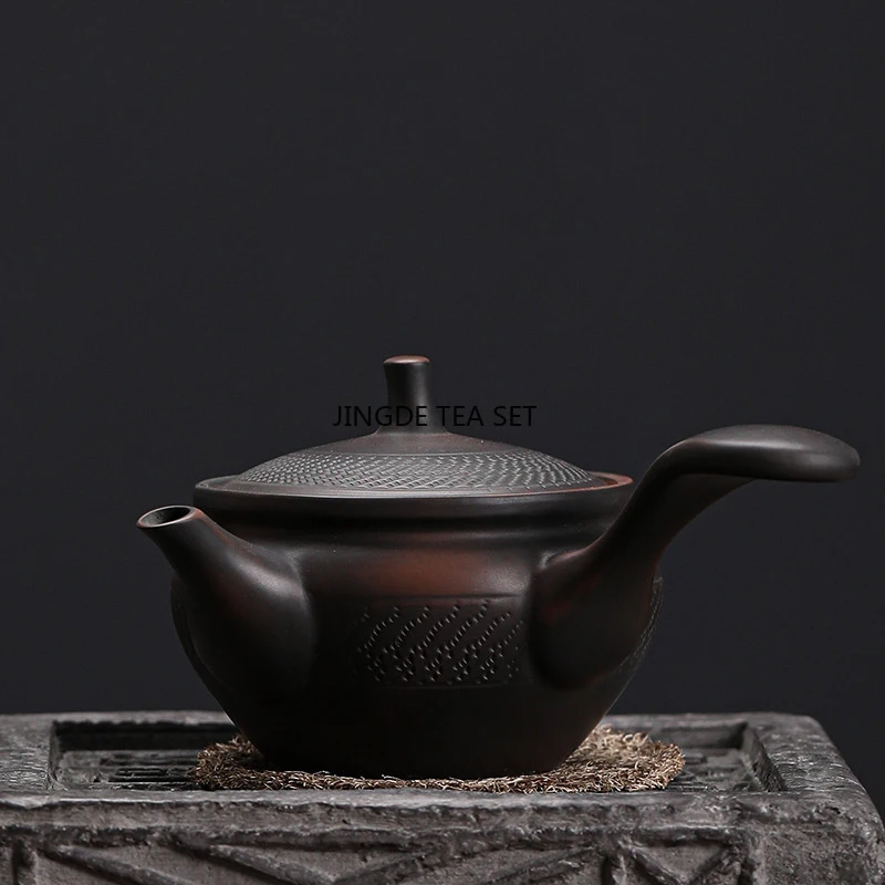 Purple pottery side handle ceramic teapot Pu erh tea making equipment Chinese Kung Fu tea set
Purple pottery side handle ceramic teapot Pu erh tea making equipment Chinese Kung Fu tea set