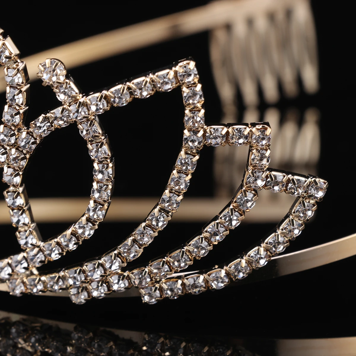 18th Birthday Crown Headb Rhinestone Hair Accessories Golden Elegant For Parties Weddings Engagements Celebrations
18th Birthday Crown Headb Rhinestone Hair Accessories Golden Elegant For Parties Weddings Engagements Celebrations