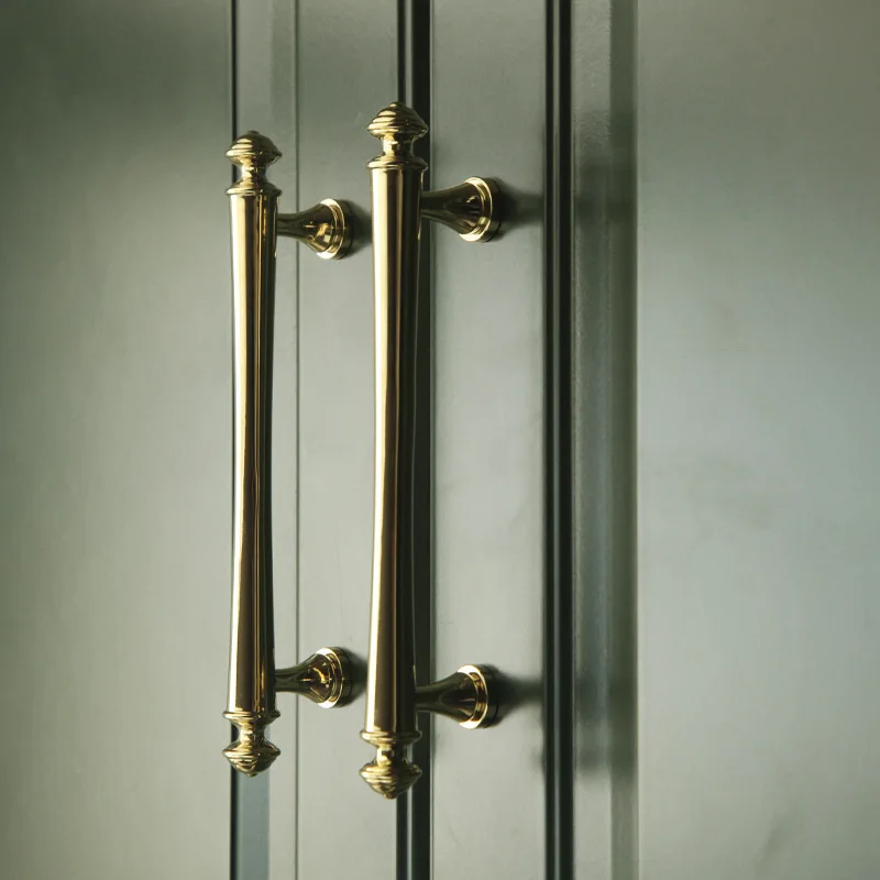 Brass solid handle electroplated gold silver French light luxury simple retro wardrobe kitchen cabinet drawer handle
Brass solid handle electroplated gold silver French light luxury simple retro wardrobe kitchen cabinet drawer handle