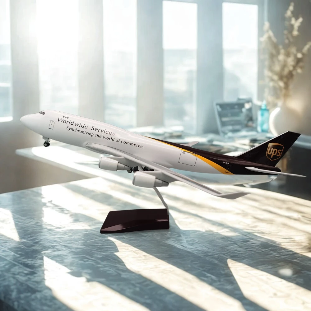 Toy planes UPS Cargo Aircraft 47CM 1:150 Scale B747 Model Aircraft LED Light Die-casting Machine Collected As A Gift By
Toy planes UPS Cargo Aircraft 47CM 1:150 Scale B747 Model Aircraft LED Light Die-casting Machine Collected As A Gift By