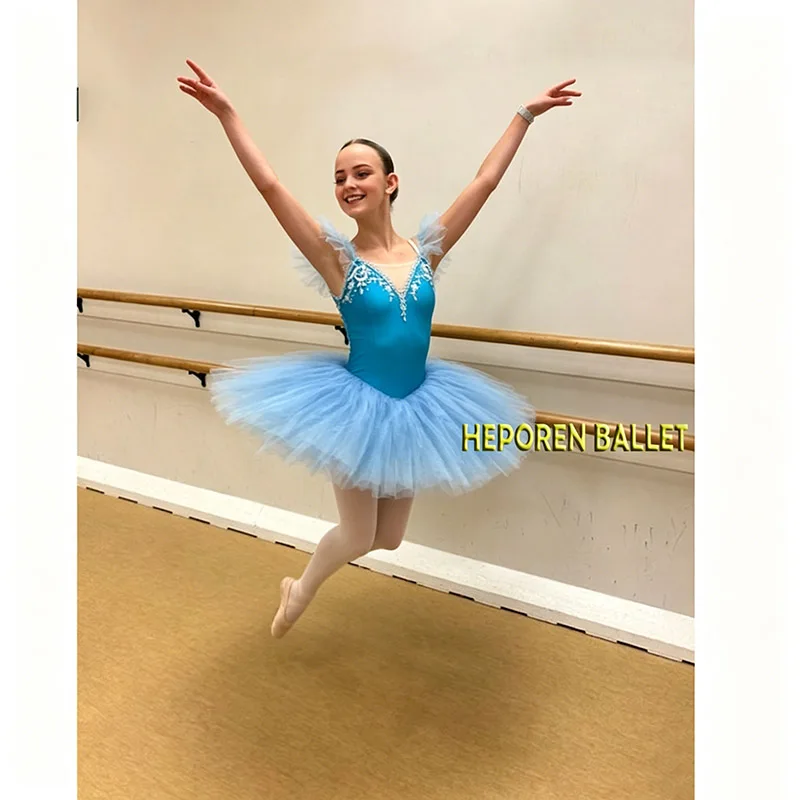 Sky Blue Puffy Ballet Tutu Dress Above Knee Girls Adult Competition Stage Performance Ballerina Costume
Sky Blue Puffy Ballet Tutu Dress Above Knee Girls Adult Competition Stage Performance Ballerina Costume