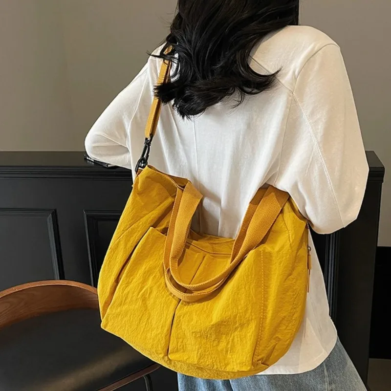 Nylon Fashionable Single Shoulder Handbag Women's Casual Tote Bag Purses and Handbags Сумка New Large Capacity Crossbody Bag
Nylon Fashionable Single Shoulder Handbag Women's Casual Tote Bag Purses and Handbags Сумка New Large Capacity Crossbody Bag