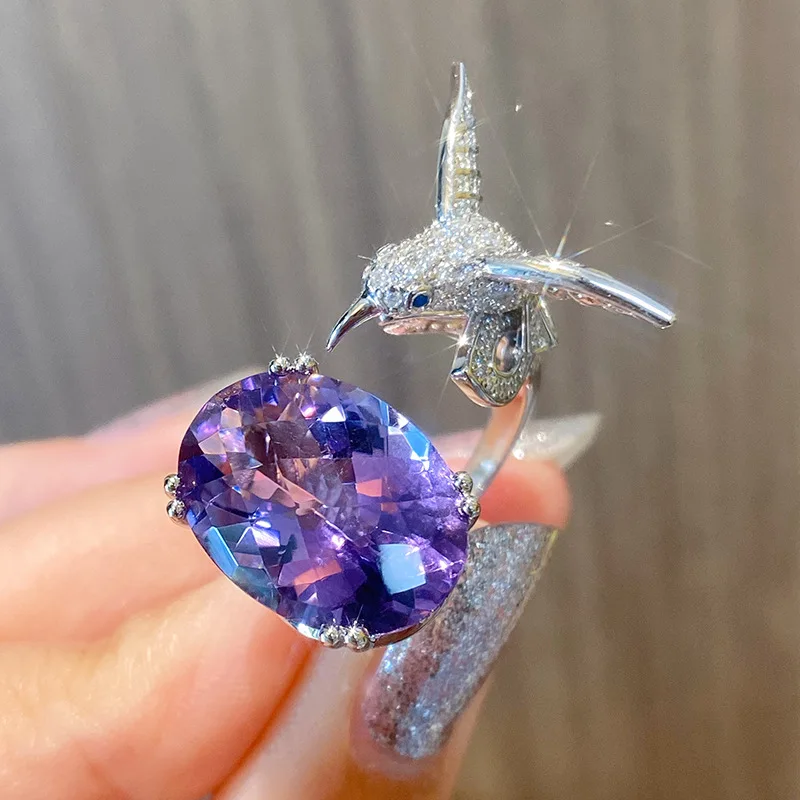 Женское открытое кольцо со звездами и фиолетовым ограем Spodumene, флуоресцентное, меняющее цвет, колибри, высококачественное, с бриллиантами, овальный кабошон R
Женское открытое кольцо со звездами и фиолетовым ограем Spodumene, флуоресцентное, меняющее цвет, колибри, высококачественное, с бриллиантами, овальный кабошон R