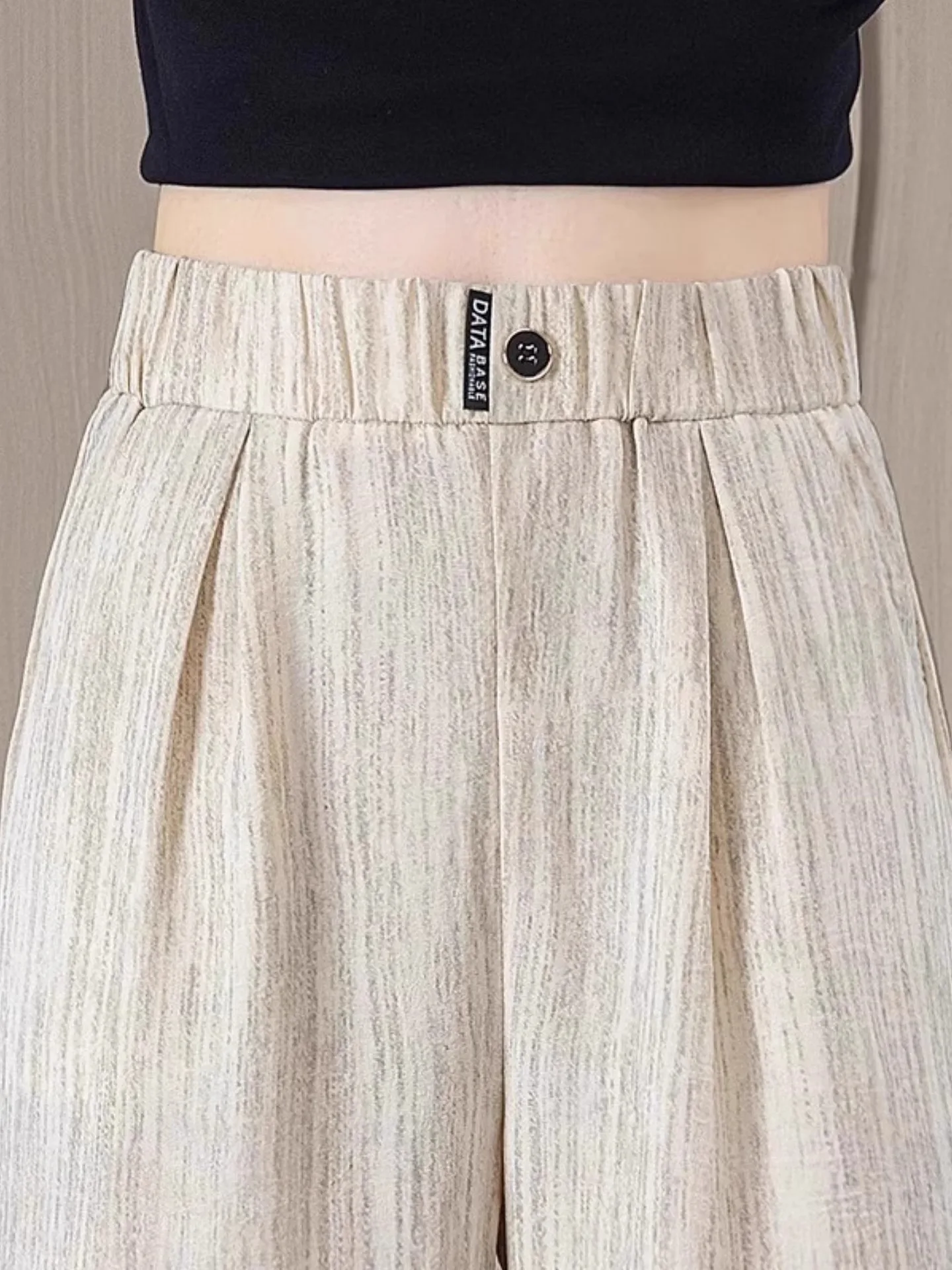Casual Ice Silk Quick Dry Slim Wide Leg Pants Women Summer Thin Loose High Waist Drapey Straight Leg Trousers
Casual Ice Silk Quick Dry Slim Wide Leg Pants Women Summer Thin Loose High Waist Drapey Straight Leg Trousers