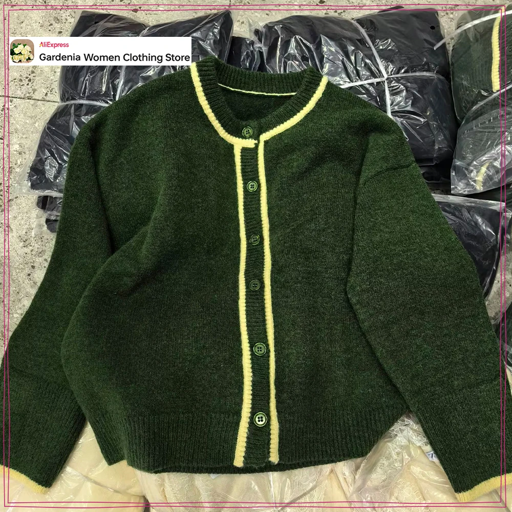 New in Fall Contrast Trim Cardigans for Women Casual Green Button Knitwears O-neck and Long Sleeves Knit Jacket with Ribbed Trim
New in Fall Contrast Trim Cardigans for Women Casual Green Button Knitwears O-neck and Long Sleeves Knit Jacket with Ribbed Trim