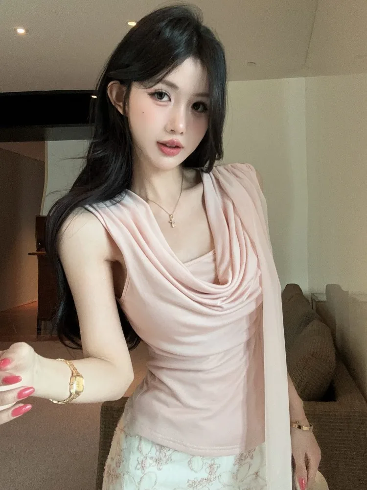 Women's Summer Slim Fit T-Shirt Belted Halter Neck Top with Skirt Two Piece Set Fashionable Casual Straight Cut No Sleeve
Women's Summer Slim Fit T-Shirt Belted Halter Neck Top with Skirt Two Piece Set Fashionable Casual Straight Cut No Sleeve