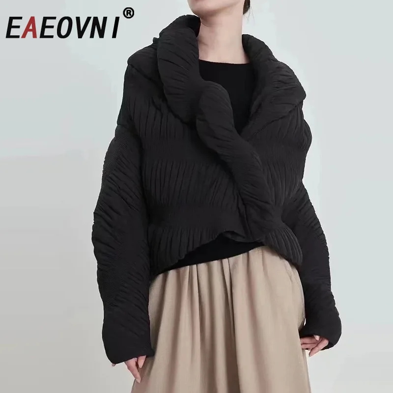EAEOVNI Miyake Pleated Black Women's Cotton Coat Fashion V Neck Design Long Sleeve Streetwear Jacket 2026 New Clothing
EAEOVNI Miyake Pleated Black Women's Cotton Coat Fashion V Neck Design Long Sleeve Streetwear Jacket 2026 New Clothing