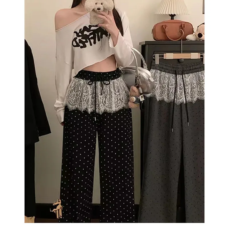 2025 Spring Summer New Lace Patchwork Polka Dot Design Trousers For Women Elastic High Waist Chic Casual Straight Pants Ladies
2025 Spring Summer New Lace Patchwork Polka Dot Design Trousers For Women Elastic High Waist Chic Casual Straight Pants Ladies