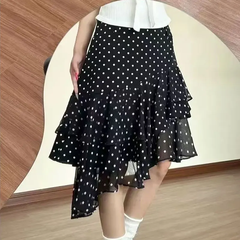 Irregular Korean Polka Dot Chiffon Knee Skirts Summer High Waist Female Clothing Elastic A-line Fashionable Asymmetrical Skirts
Irregular Korean Polka Dot Chiffon Knee Skirts Summer High Waist Female Clothing Elastic A-line Fashionable Asymmetrical Skirts