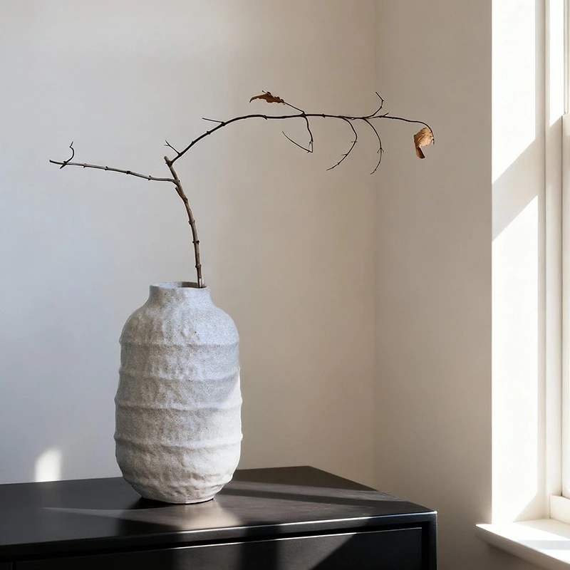 Zen ornament coarse pottery pot handmade flower arrangement retro nostalgic ceramic vase
Zen ornament coarse pottery pot handmade flower arrangement retro nostalgic ceramic vase