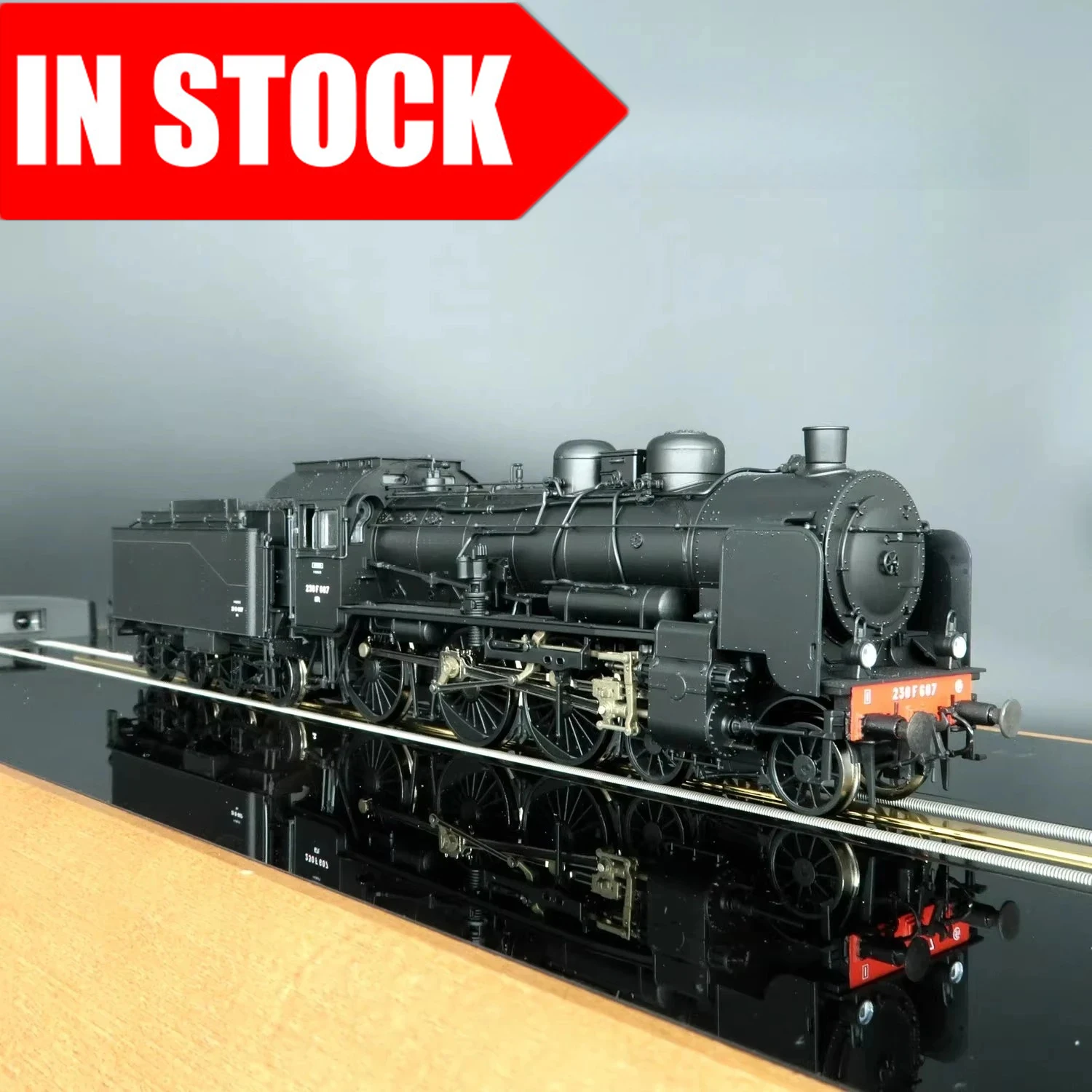 ROCO HO Scale Toy Train 71386 BR38 Type DCC Synchronized Steam Locomotive with SNCF Maintenance Light Train Model Boys Gift
ROCO HO Scale Toy Train 71386 BR38 Type DCC Synchronized Steam Locomotive with SNCF Maintenance Light Train Model Boys Gift