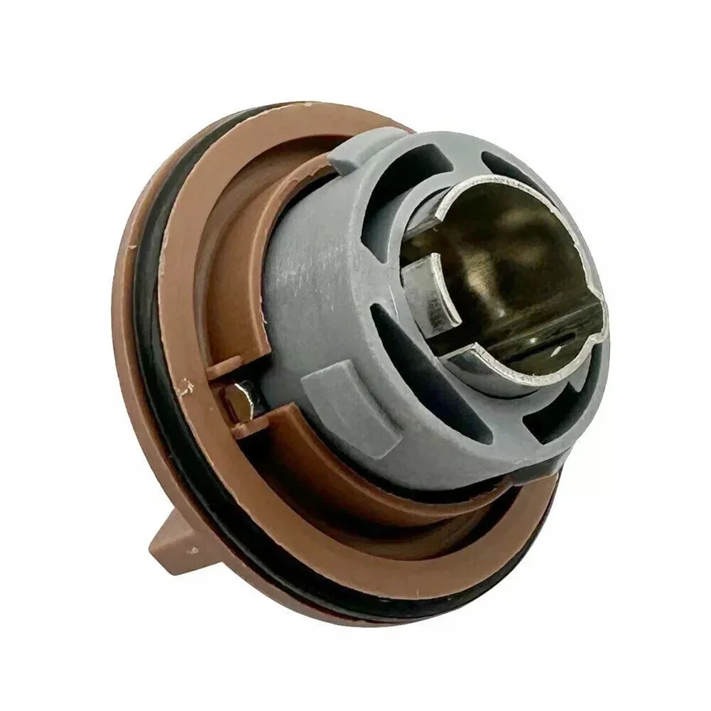 Headlight Lamp Holder 1157 BAY15D Bulb Socket Car Maintenance Wear-resistant ABS Material High-quality Materials
Headlight Lamp Holder 1157 BAY15D Bulb Socket Car Maintenance Wear-resistant ABS Material High-quality Materials