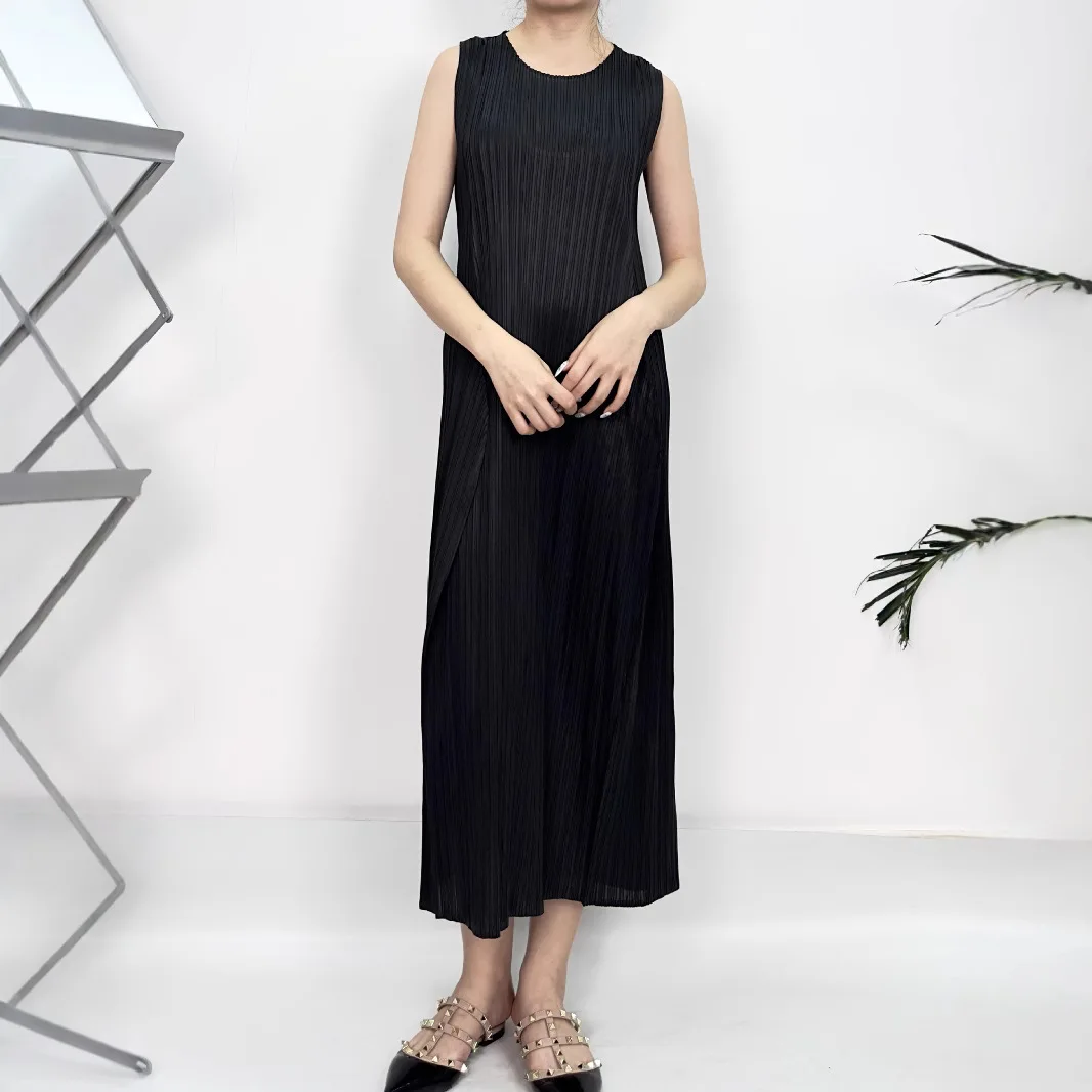 ALSEY однотонное плиссированное женское платье без рукавов с круглым вырезом Miyake, новинка лета 202, мода, повседневный дизайн, элитная юбка
ALSEY однотонное плиссированное женское платье без рукавов с круглым вырезом Miyake, новинка лета 202, мода, повседневный дизайн, элитная юбка