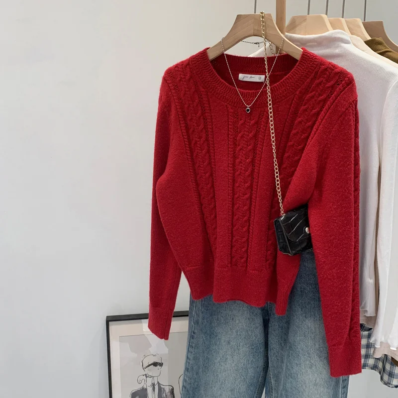 Женский пуловер с круглым вырезом Lazy Twist, осенний новый корейский стиль, дизайн, внутренний вязаный топ
Женский пуловер с круглым вырезом Lazy Twist, осенний новый корейский стиль, дизайн, внутренний вязаный топ