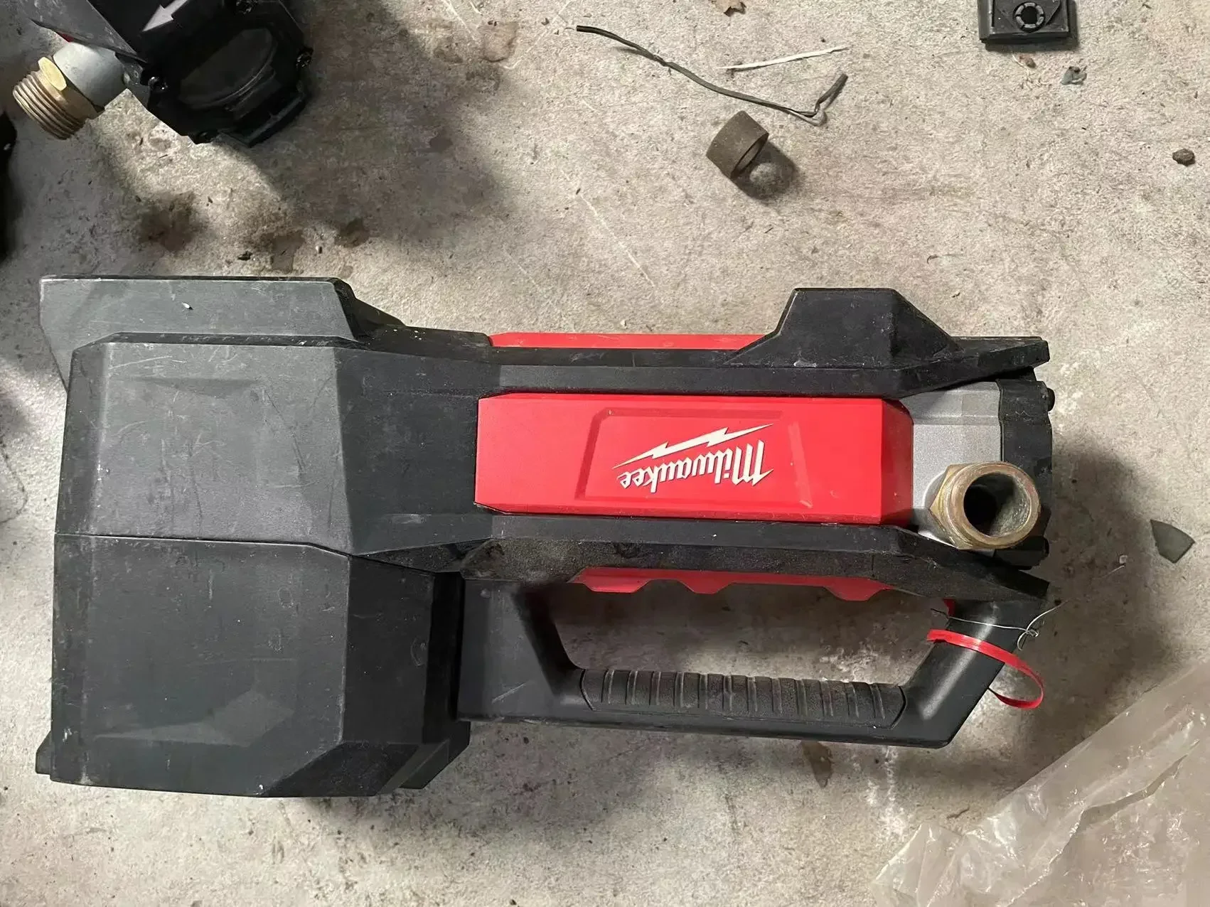 Milwaukee 2771-20 M18 топливный 18 в водяной насос-неизолированный инструмент, б/у
Milwaukee 2771-20 M18 топливный 18 в водяной насос-неизолированный инструмент, б/у