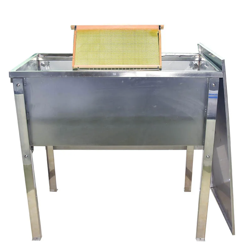 Beekeeping equipment Beehive frame holder with honey filter tank
Beekeeping equipment Beehive frame holder with honey filter tank