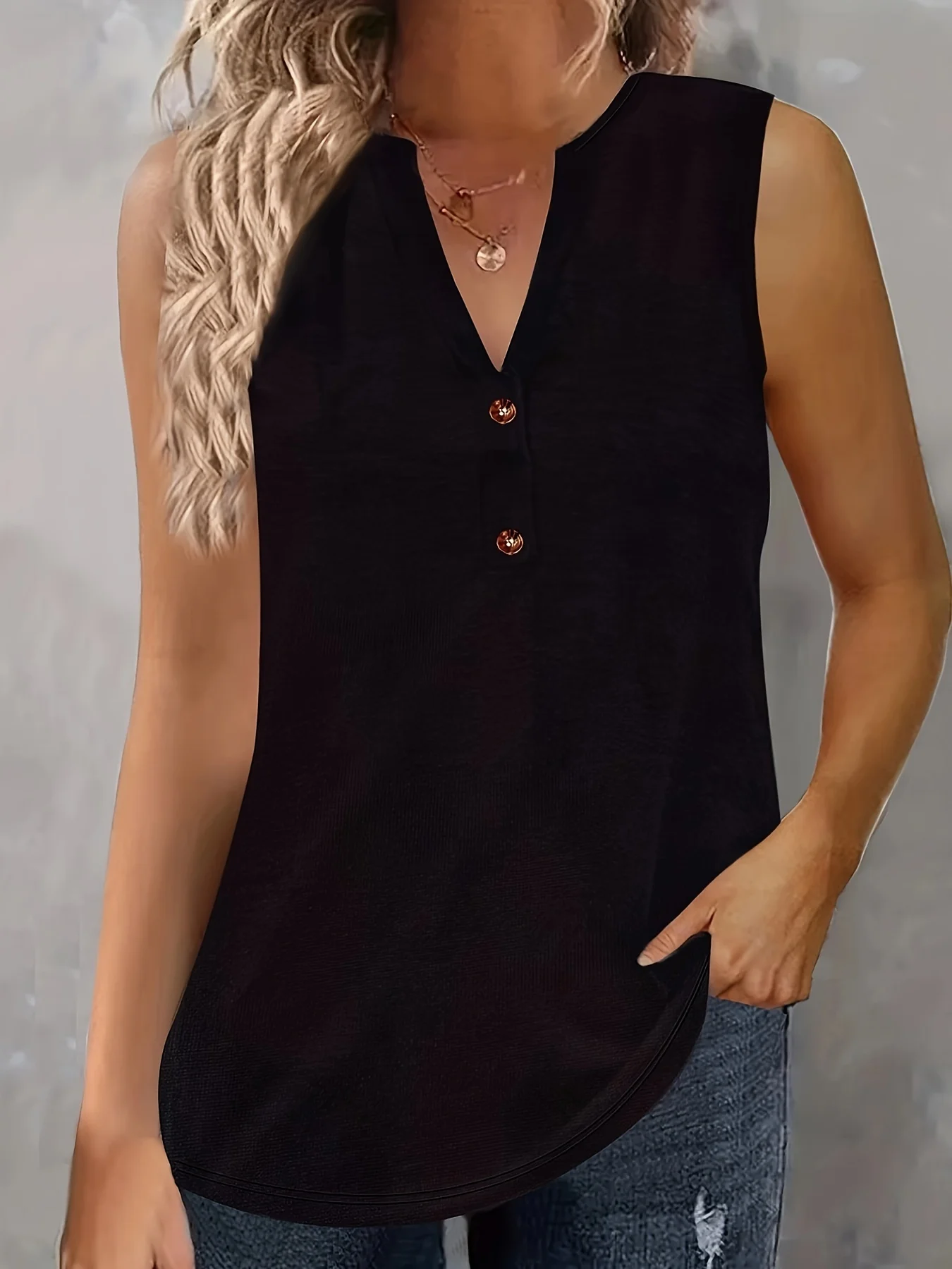 Plus Size Solid Color Basic Tops for Women 1XL-5XL Casual Loose T-Shirt Versatile Simple Daily Commute Blouse
Plus Size Solid Color Basic Tops for Women 1XL-5XL Casual Loose T-Shirt Versatile Simple Daily Commute Blouse