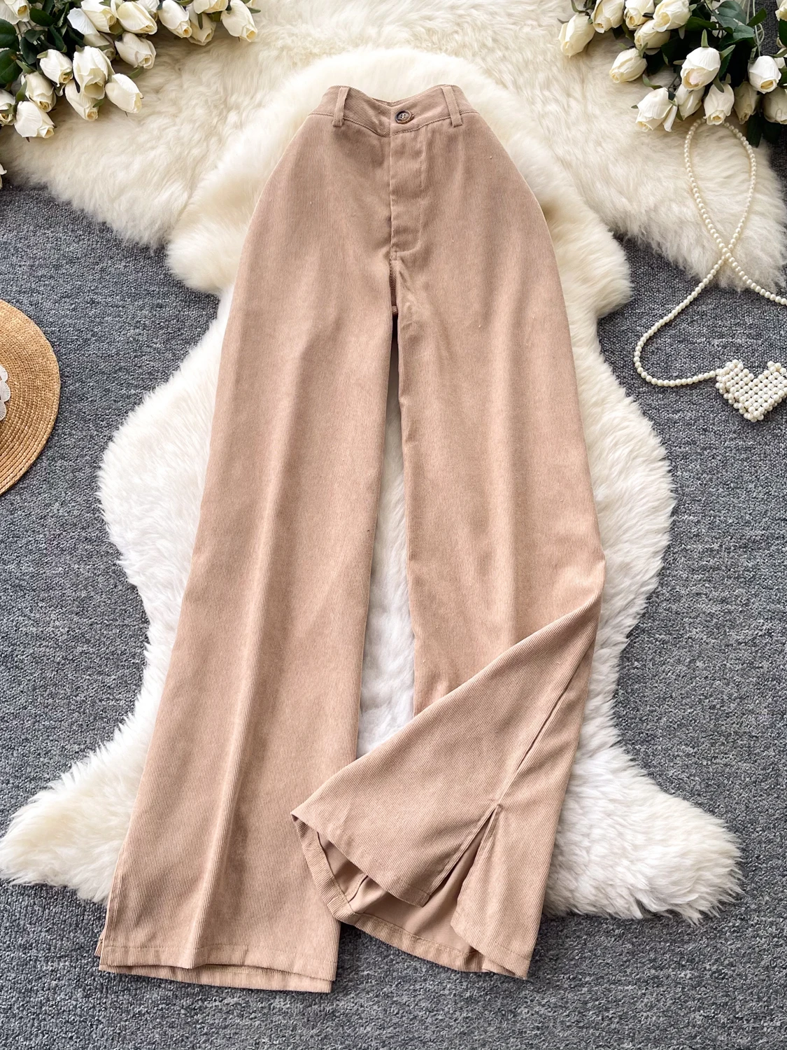 High Waist Corduroy Casual Slit Wide Leg Pants Women Commute Style Loose Slimming Long Trousers Khaki Color Ladies Pants
High Waist Corduroy Casual Slit Wide Leg Pants Women Commute Style Loose Slimming Long Trousers Khaki Color Ladies Pants