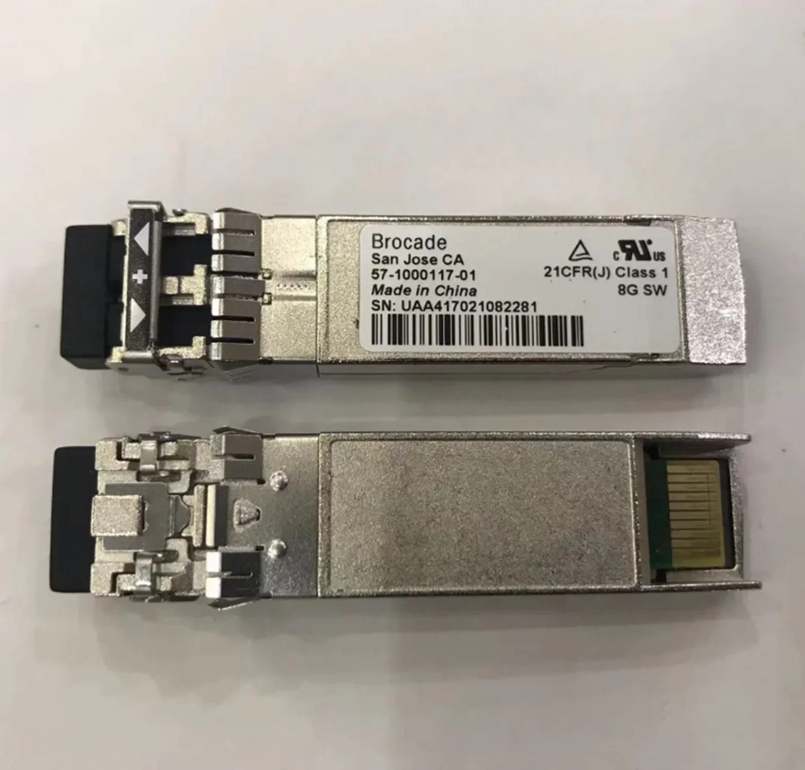 Brocade SFP 8GB Module 57-1000117-01/Multimode SW 850NM 8G Optical Transceiver
Brocade SFP 8GB Module 57-1000117-01/Multimode SW 850NM 8G Optical Transceiver