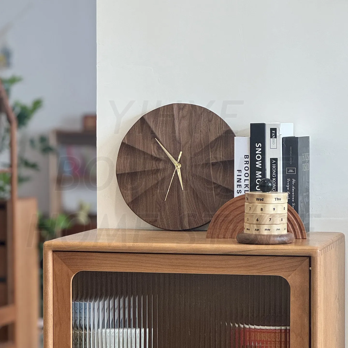 Mid-Century Modern Wooden Wall Clock, Black Walnut Cherry Wood Silent Clock, Creative Minimalist Home Living Room Hanging Watch
Mid-Century Modern Wooden Wall Clock, Black Walnut Cherry Wood Silent Clock, Creative Minimalist Home Living Room Hanging Watch