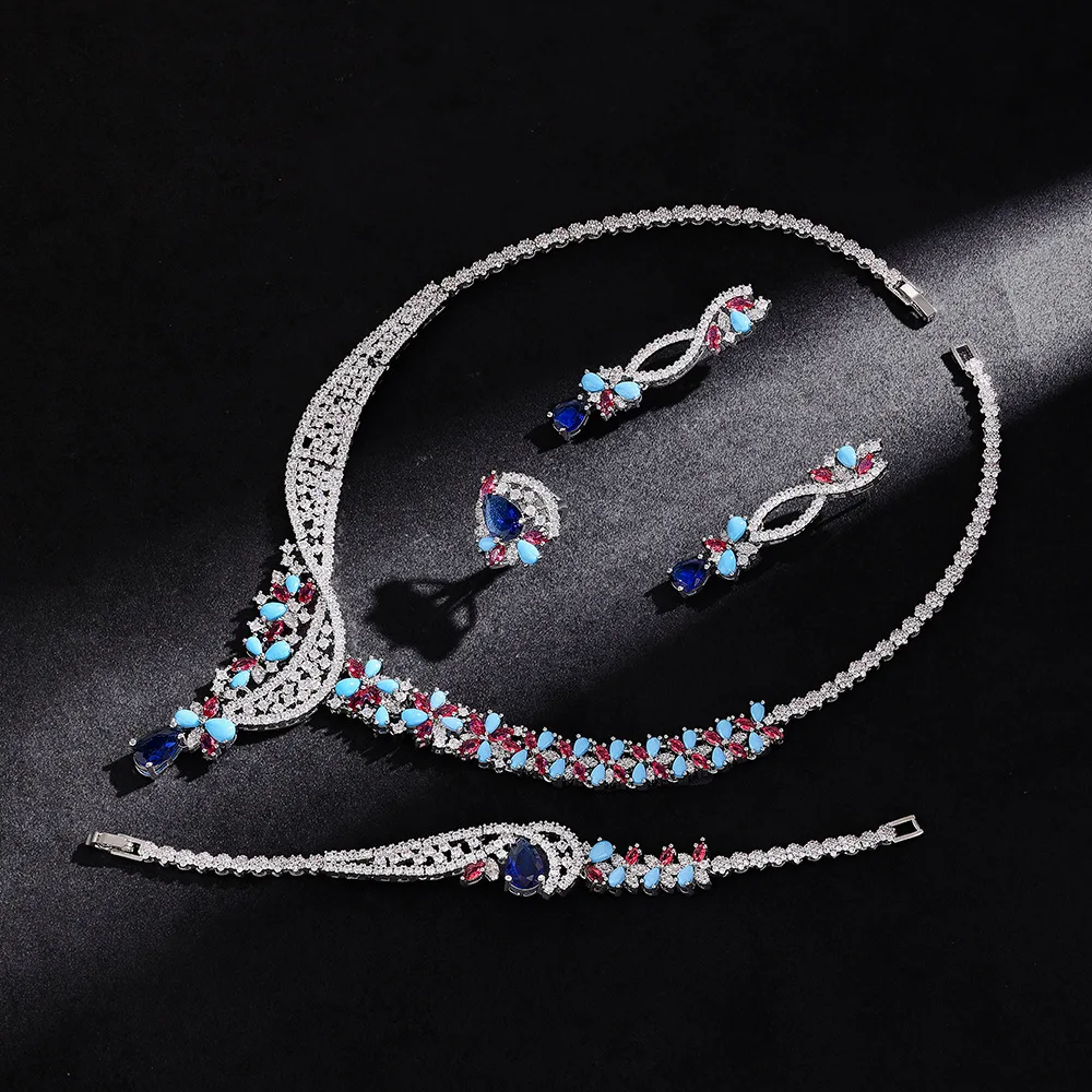 New minimalist yet luxurious bride-style necklace and earrings set for formal wedding dress accessories
New minimalist yet luxurious bride-style necklace and earrings set for formal wedding dress accessories