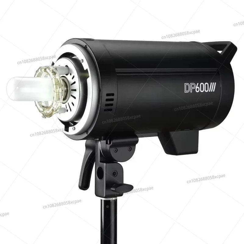DP600III 600W Studio Flash GN80 2.4G Built-in Photographic Lighting
DP600III 600W Studio Flash GN80 2.4G Built-in Photographic Lighting