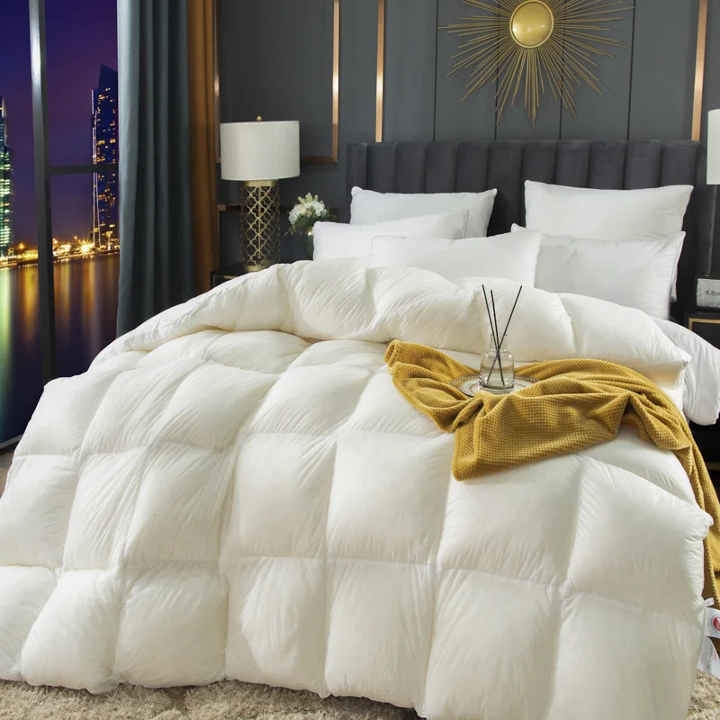 Хлопковое пуховое одеяло из белого гусиного пуха, теплое и плотное зимнее простыня, двойное семейное общежитие, четырехсезонное одеяло.
Хлопковое пуховое одеяло из белого гусиного пуха, теплое и плотное зимнее простыня, двойное семейное общежитие, четырехсезонное одеяло.