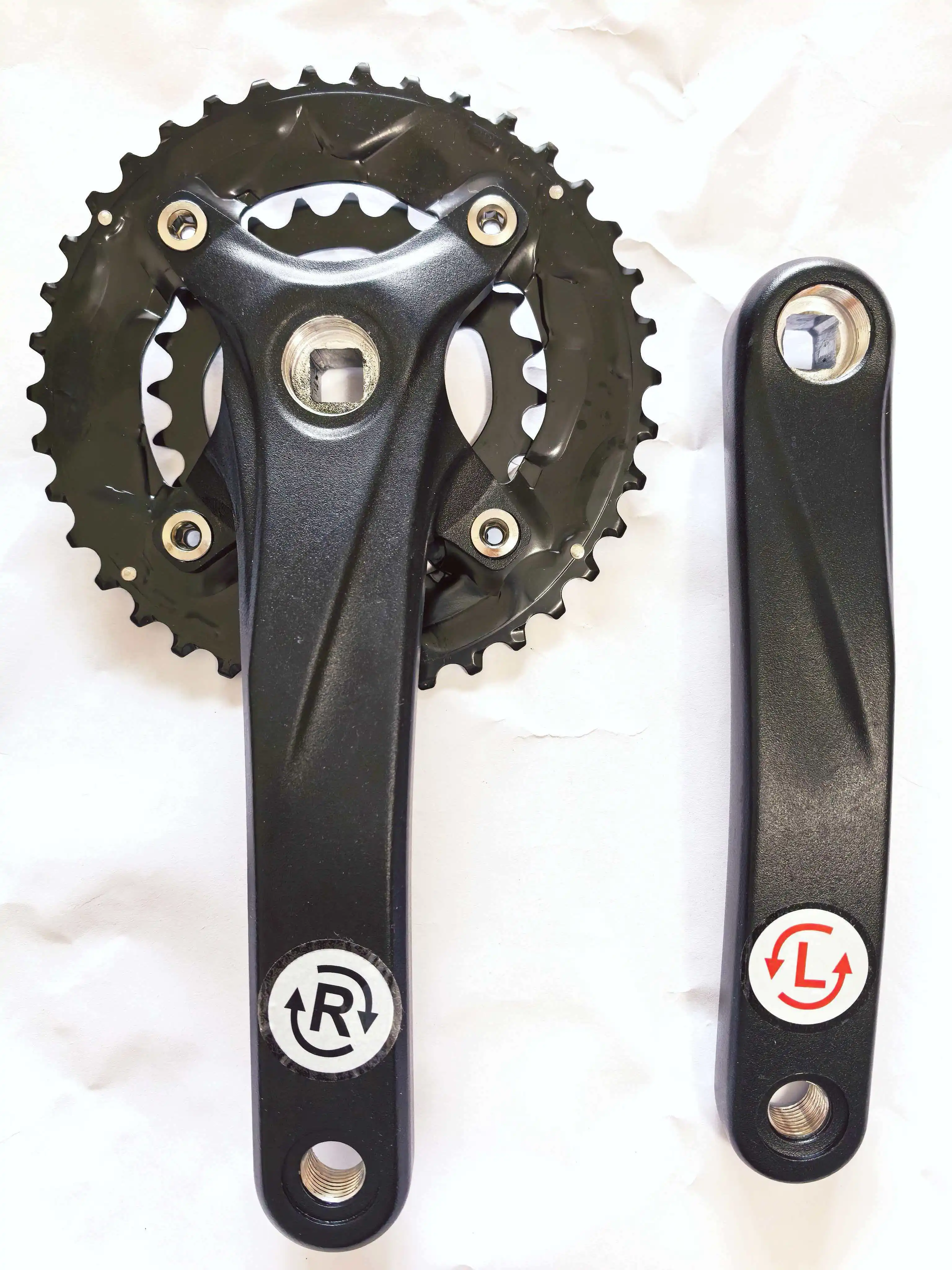 Комплект шатунов Prowheel MTB для велосипеда, 10 скоростей, 38T/24T, двойная цепная звездочка, 175 мм
Комплект шатунов Prowheel MTB для велосипеда, 10 скоростей, 38T/24T, двойная цепная звездочка, 175 мм