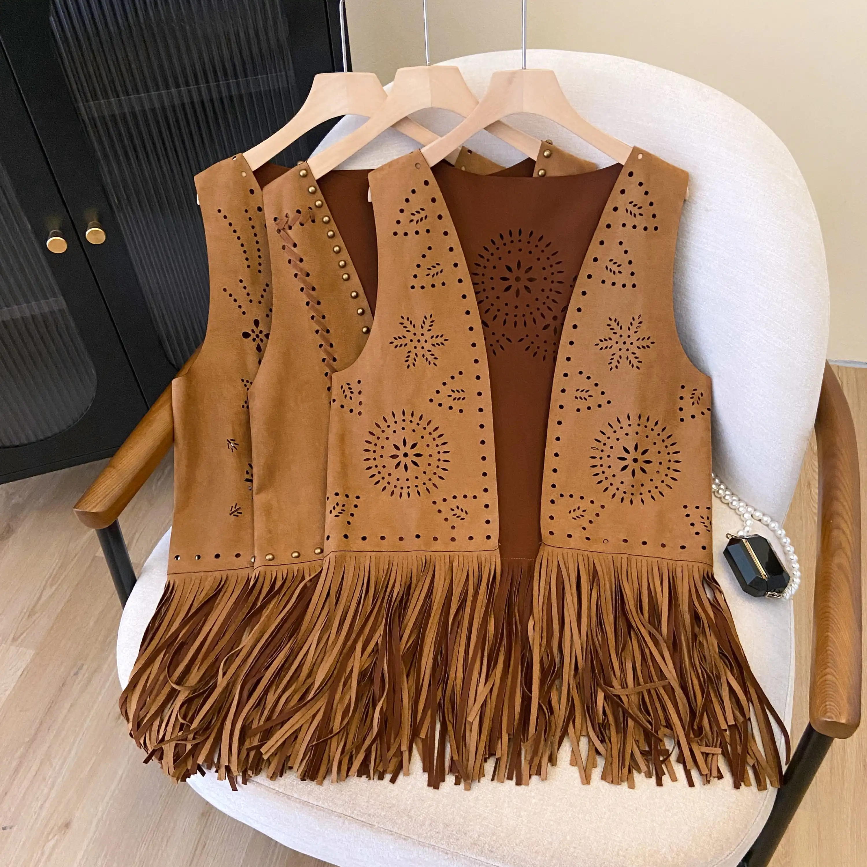 Western Sle Suede Vest Svel Long Tassel Rivet Hollow out Women's Cardigan Outerwear Travel Faion Ladies' Jaet
Western Sle Suede Vest Svel Long Tassel Rivet Hollow out Women's Cardigan Outerwear Travel Faion Ladies' Jaet