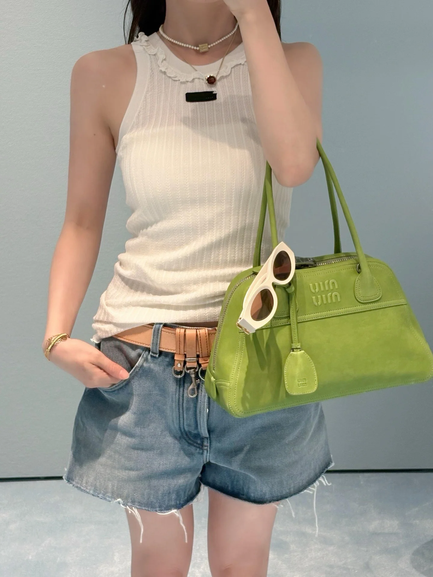 M Home 2026 Summer New Wooden Knitted Vest Women's Slim Fit Sleeveless Top Cotton Spandex Blend Casual Wear
M Home 2026 Summer New Wooden Knitted Vest Women's Slim Fit Sleeveless Top Cotton Spandex Blend Casual Wear