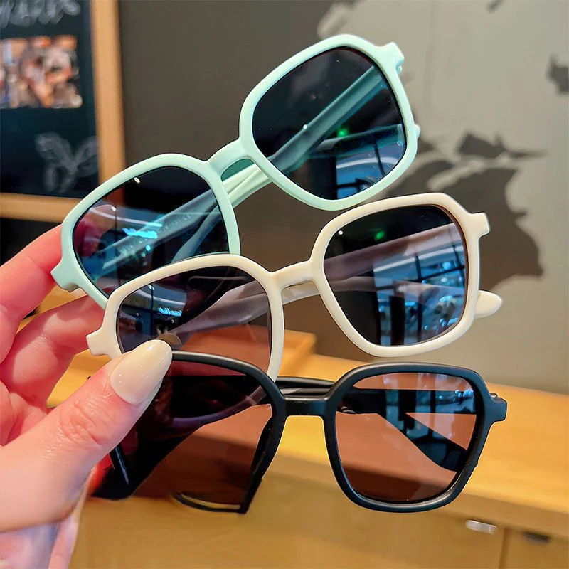 High Quality Children's Outdoor UV400 Travel Girls Sunglasses Designer Brand Handmade Fashion Brand Classic Boys Sunglasses
High Quality Children's Outdoor UV400 Travel Girls Sunglasses Designer Brand Handmade Fashion Brand Classic Boys Sunglasses