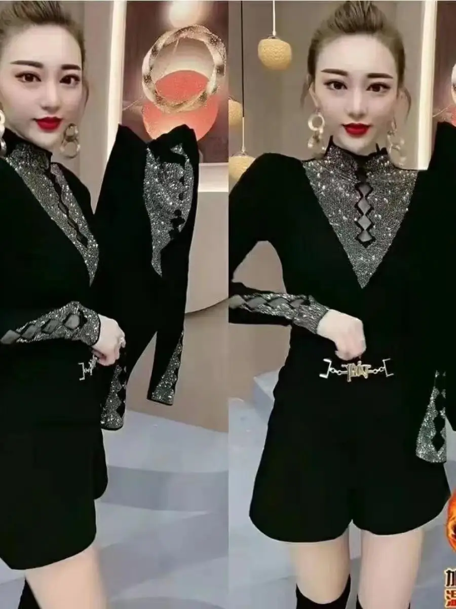 Женская облегающая модная базовая кофта на осень-зиму с вышивкой, из плотной ткани, с вырезами, на флисовой подкладке, для ношения под одеждой
Женская облегающая модная базовая кофта на осень-зиму с вышивкой, из плотной ткани, с вырезами, на флисовой подкладке, для ношения под одеждой