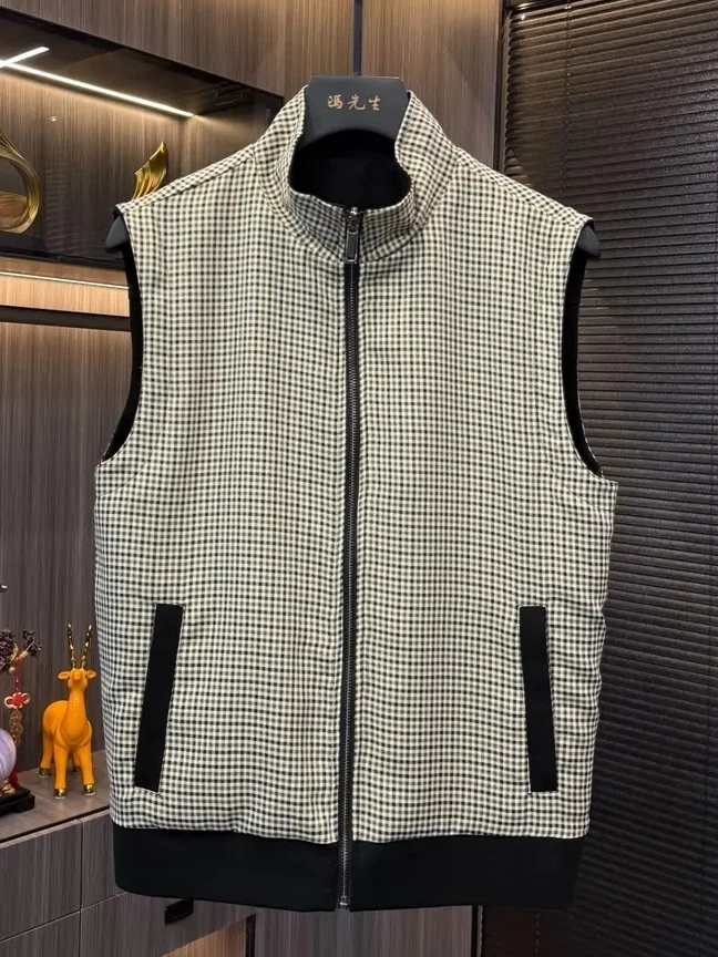 Модный двусторонний жилет на молнии с воротником-стойкой для мужчин, новинка весна-осень, премиум-класс, индивидуальный стиль
Модный двусторонний жилет на молнии с воротником-стойкой для мужчин, новинка весна-осень, премиум-класс, индивидуальный стиль
