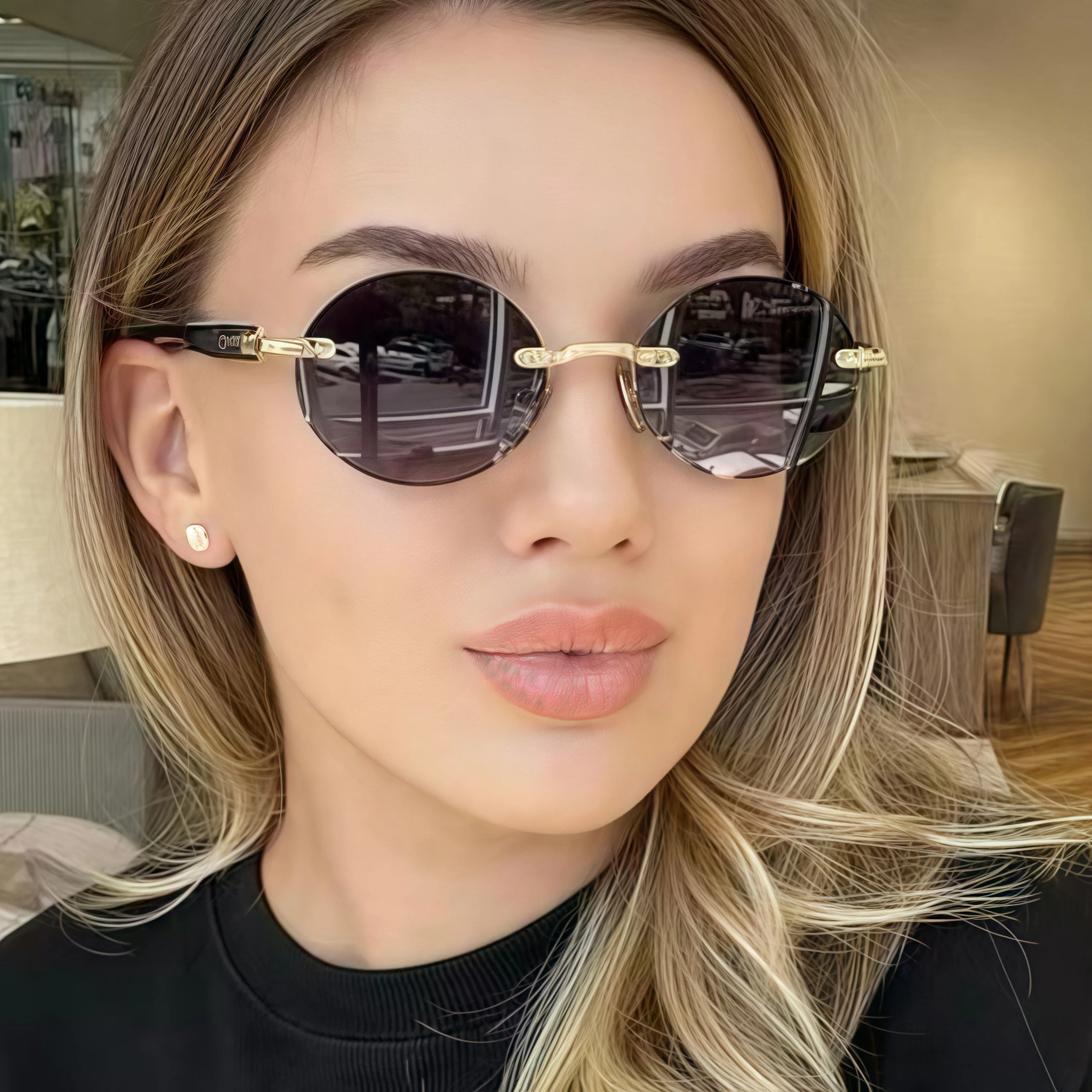 Women's Frameless Oval Sunglasses Luxury Brand Fashionable Oversized Sunglasses Men's Fashionable Gradient Lens Glasses
Women's Frameless Oval Sunglasses Luxury Brand Fashionable Oversized Sunglasses Men's Fashionable Gradient Lens Glasses