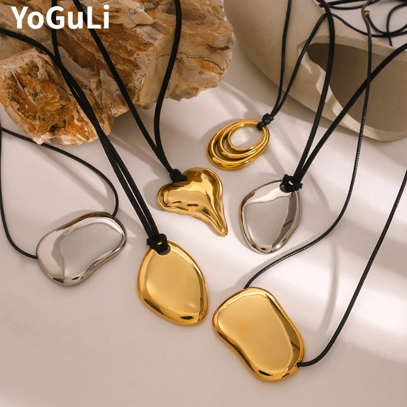 Modern Jewelry European and American Design Cord With Irregular Geometry Pendant Necklace For Women Female Gifts 2024 Trend New
Modern Jewelry European and American Design Cord With Irregular Geometry Pendant Necklace For Women Female Gifts 2024 Trend New
