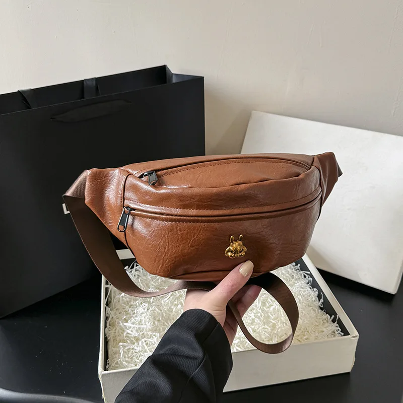2024 Retro Women's Chest Bags Soft PU Leather Waist Bag Street Fashion Trend Half-moon Fanny Pack Large Capacity Crossbody Bag
2024 Retro Women's Chest Bags Soft PU Leather Waist Bag Street Fashion Trend Half-moon Fanny Pack Large Capacity Crossbody Bag