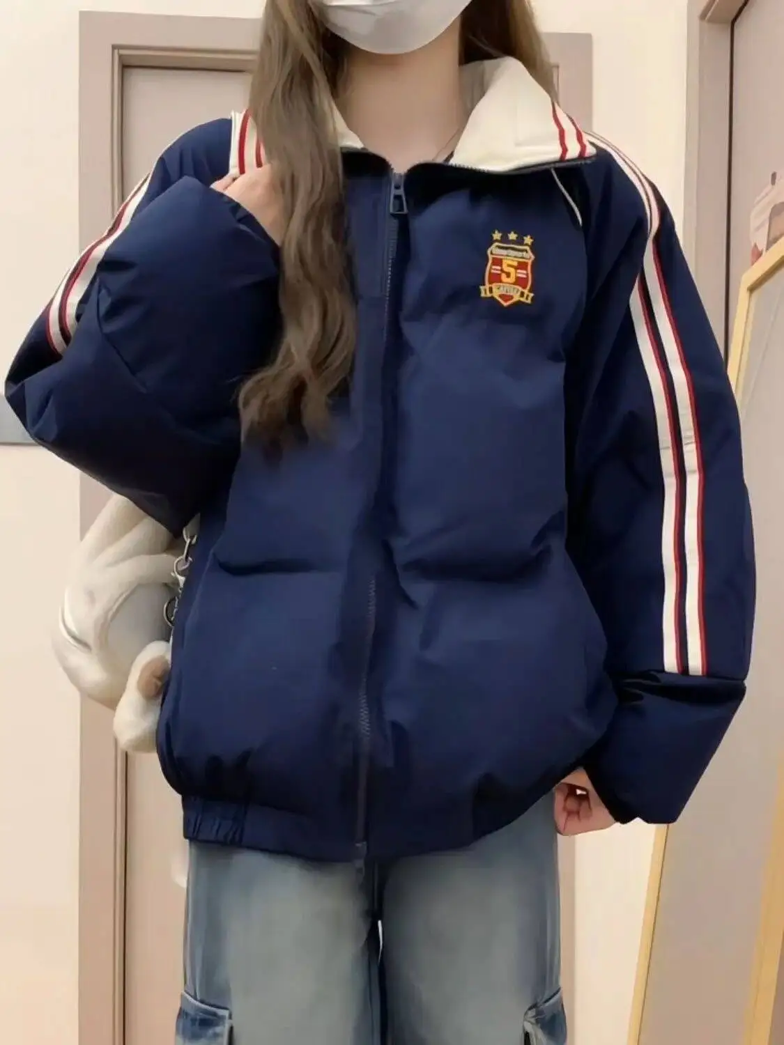 Женская утепленная хлопковая куртка свободного кроя в стиле ретро с цветными блоками для студентов, новинка зимы
Женская утепленная хлопковая куртка свободного кроя в стиле ретро с цветными блоками для студентов, новинка зимы