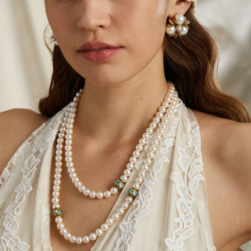 Vintage Emerald Green Agate Layered Pearl Necklace Beaded Rhinestone Ball Luxury Jewelry Charms Fashion Anniversary Romantic
Vintage Emerald Green Agate Layered Pearl Necklace Beaded Rhinestone Ball Luxury Jewelry Charms Fashion Anniversary Romantic