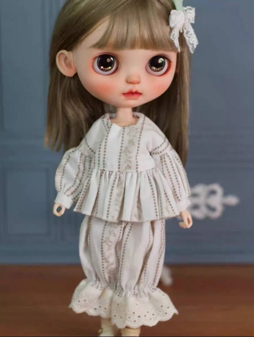 2 шт., кружевной топ/брюки белого цвета/6 дюймов, 30 см (подходит для Pullip,Ob22/24/26, Licca)
2 шт., кружевной топ/брюки белого цвета/6 дюймов, 30 см (подходит для Pullip,Ob22/24/26, Licca)