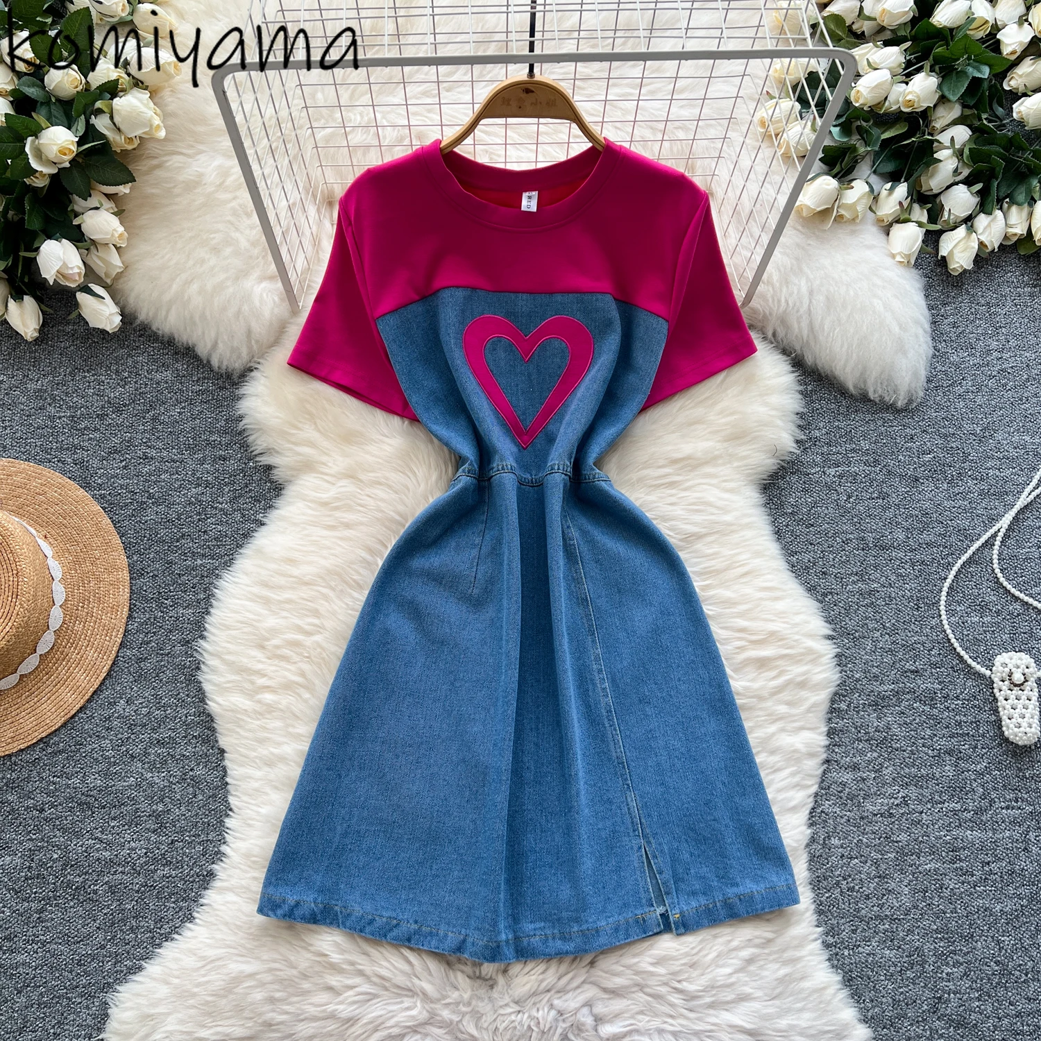 Denim Spliced Vestidos Contrast Love Heart Dress 2025 Summer Dresses O-neck Short Sleeve Vestido Fashion Sweet Ropa Mujer
Denim Spliced Vestidos Contrast Love Heart Dress 2025 Summer Dresses O-neck Short Sleeve Vestido Fashion Sweet Ropa Mujer