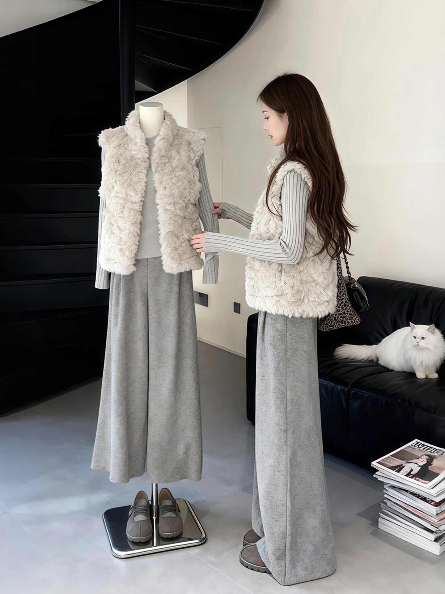 Winter Casual plus Size Women's Faux Fur Vest Pants Set Comfortable Loose Fit Tee Piece Suit High Waist Long Sve Button up
Winter Casual plus Size Women's Faux Fur Vest Pants Set Comfortable Loose Fit Tee Piece Suit High Waist Long Sve Button up