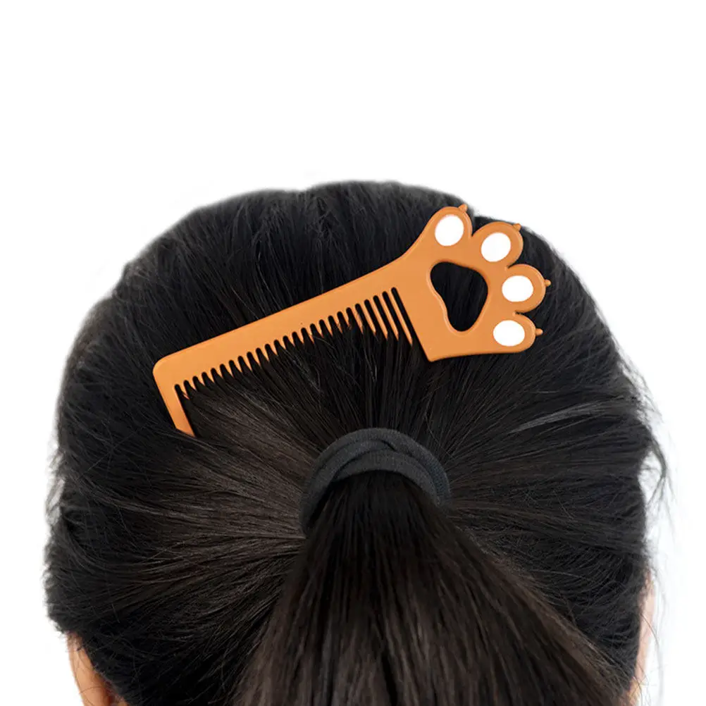 1Pcs Cute Cat Paw Shaped Comb Zinc Alloy Portable Hairdressing Comb for Fine Workmanship Lightweight Styling Tool Gift
1Pcs Cute Cat Paw Shaped Comb Zinc Alloy Portable Hairdressing Comb for Fine Workmanship Lightweight Styling Tool Gift
