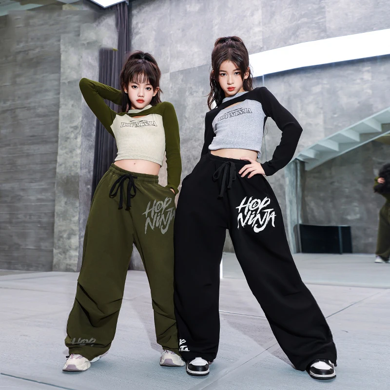 2025 Modern Hip Hop Dance Costumes For Girls Crop Tops Cargo Pants Children Fashion Kpop Outfits Jazz Performance Wear DQS18780
2025 Modern Hip Hop Dance Costumes For Girls Crop Tops Cargo Pants Children Fashion Kpop Outfits Jazz Performance Wear DQS18780