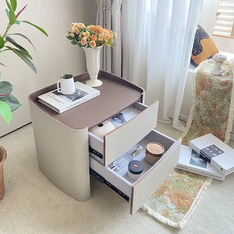 Solid Wood New Italian Style Simple Light Luxury Modern Advanced Saddle Bedroom Bedside Table Bedside Cabinet
Solid Wood New Italian Style Simple Light Luxury Modern Advanced Saddle Bedroom Bedside Table Bedside Cabinet