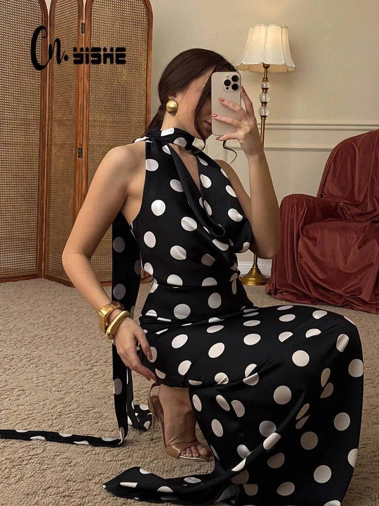 CNYISHE Suits Dot Prints Swinging Collar Lace-up Sleeveless Women Sets Skinny Fashion 2-Pieces(Tops+Skirts) Female Sexy Clubwear
CNYISHE Suits Dot Prints Swinging Collar Lace-up Sleeveless Women Sets Skinny Fashion 2-Pieces(Tops+Skirts) Female Sexy Clubwear