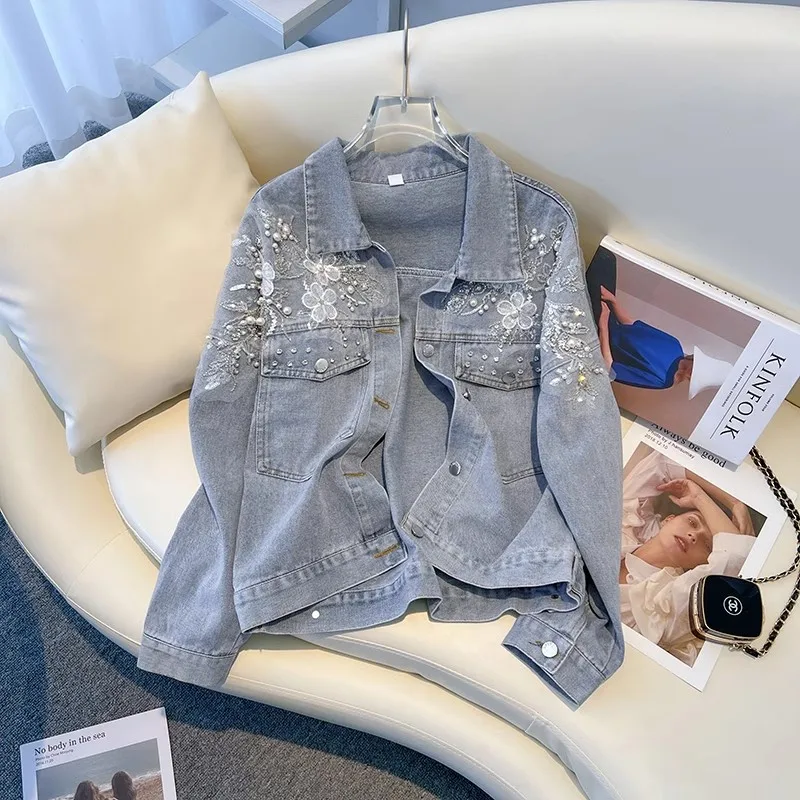 Vintage Beading Denim Coat Female 2025 Autumn New Casual Single-Breasted Short Loose Jeans Jacket Outerwear Women Clothes B726
Vintage Beading Denim Coat Female 2025 Autumn New Casual Single-Breasted Short Loose Jeans Jacket Outerwear Women Clothes B726