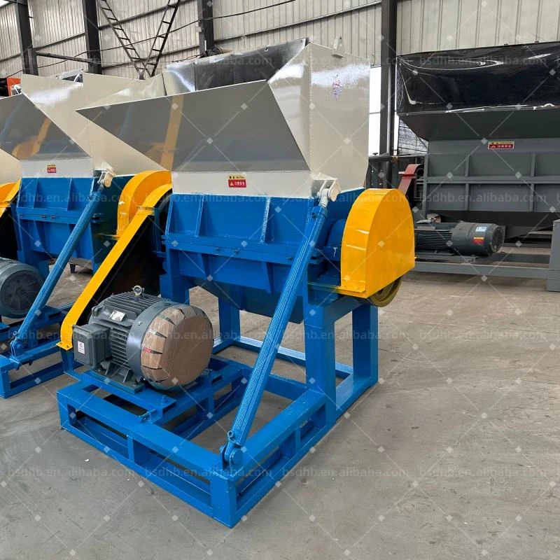 Automatic Plastic Crusher Machine 6-12mm Output Size 300-400kg/h Capacity 380V for Grinding Bottles Barrels Factory Direct Sales
Automatic Plastic Crusher Machine 6-12mm Output Size 300-400kg/h Capacity 380V for Grinding Bottles Barrels Factory Direct Sales