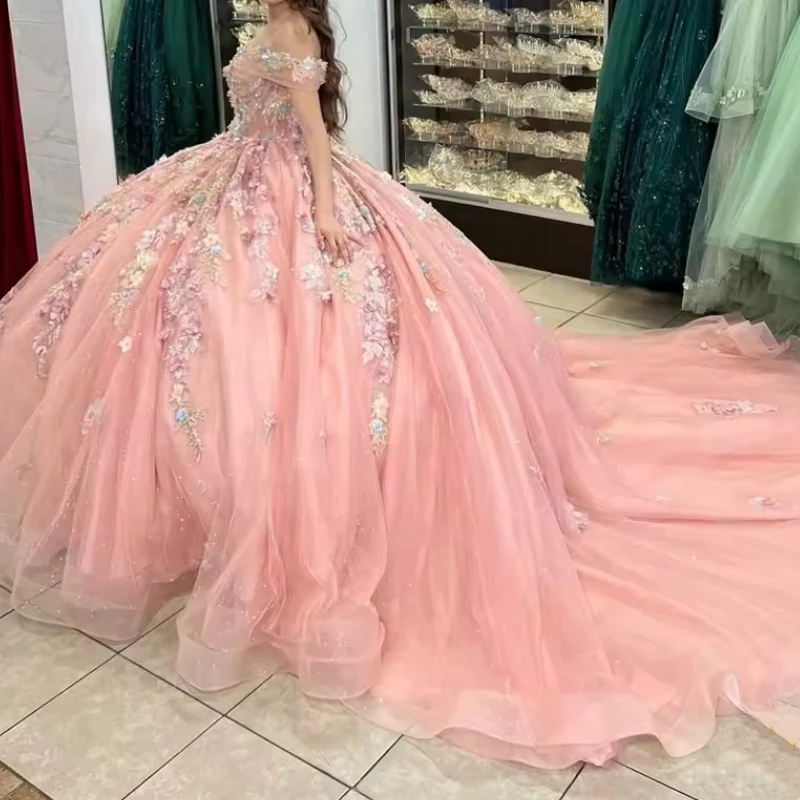 Customized Mexican Women Birthday Party Dress Special Occasion Wear Lace Applique Ball Gown Prom Sweet 15 16 Girl Quinceanera
Customized Mexican Women Birthday Party Dress Special Occasion Wear Lace Applique Ball Gown Prom Sweet 15 16 Girl Quinceanera